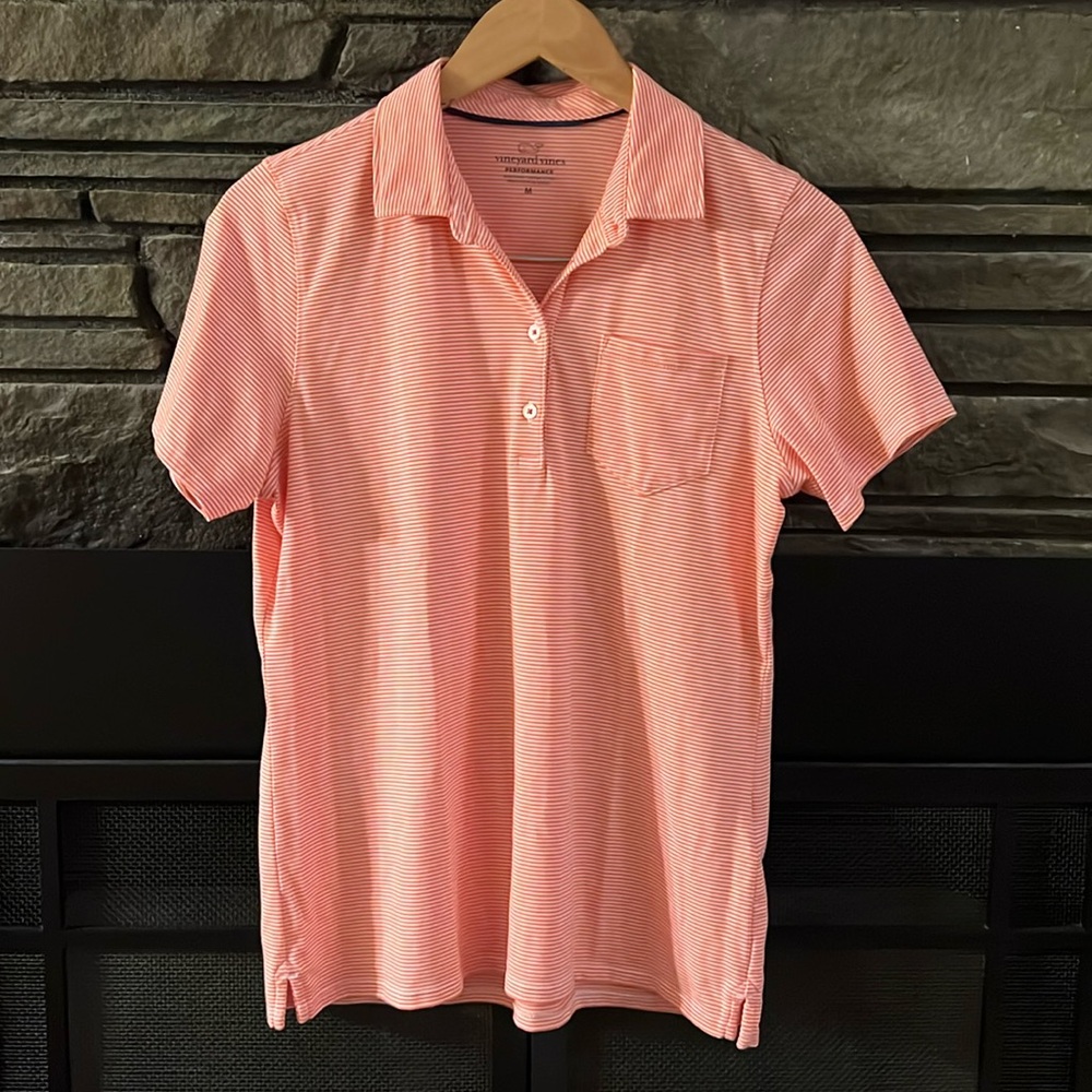 EUC Vineyard Vines golf shirt